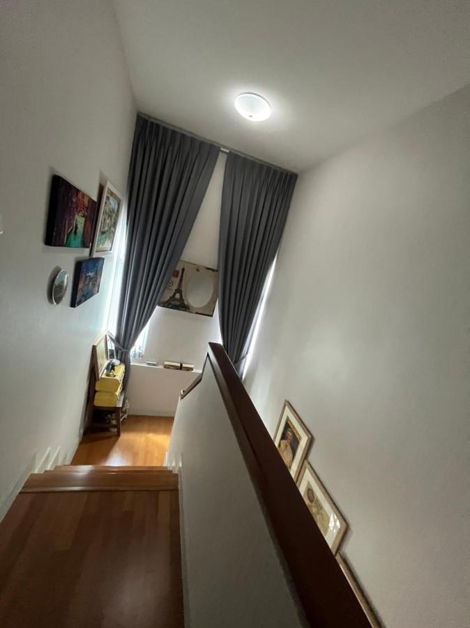 Autta House Apartment Bangkok Exterior photo