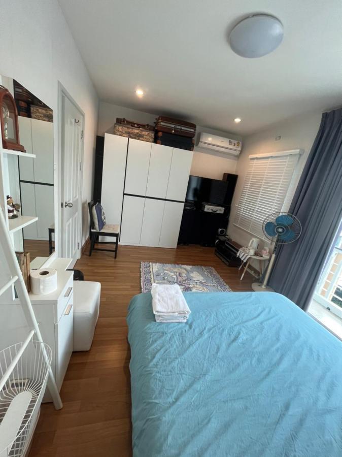 Autta House Apartment Bangkok Exterior photo